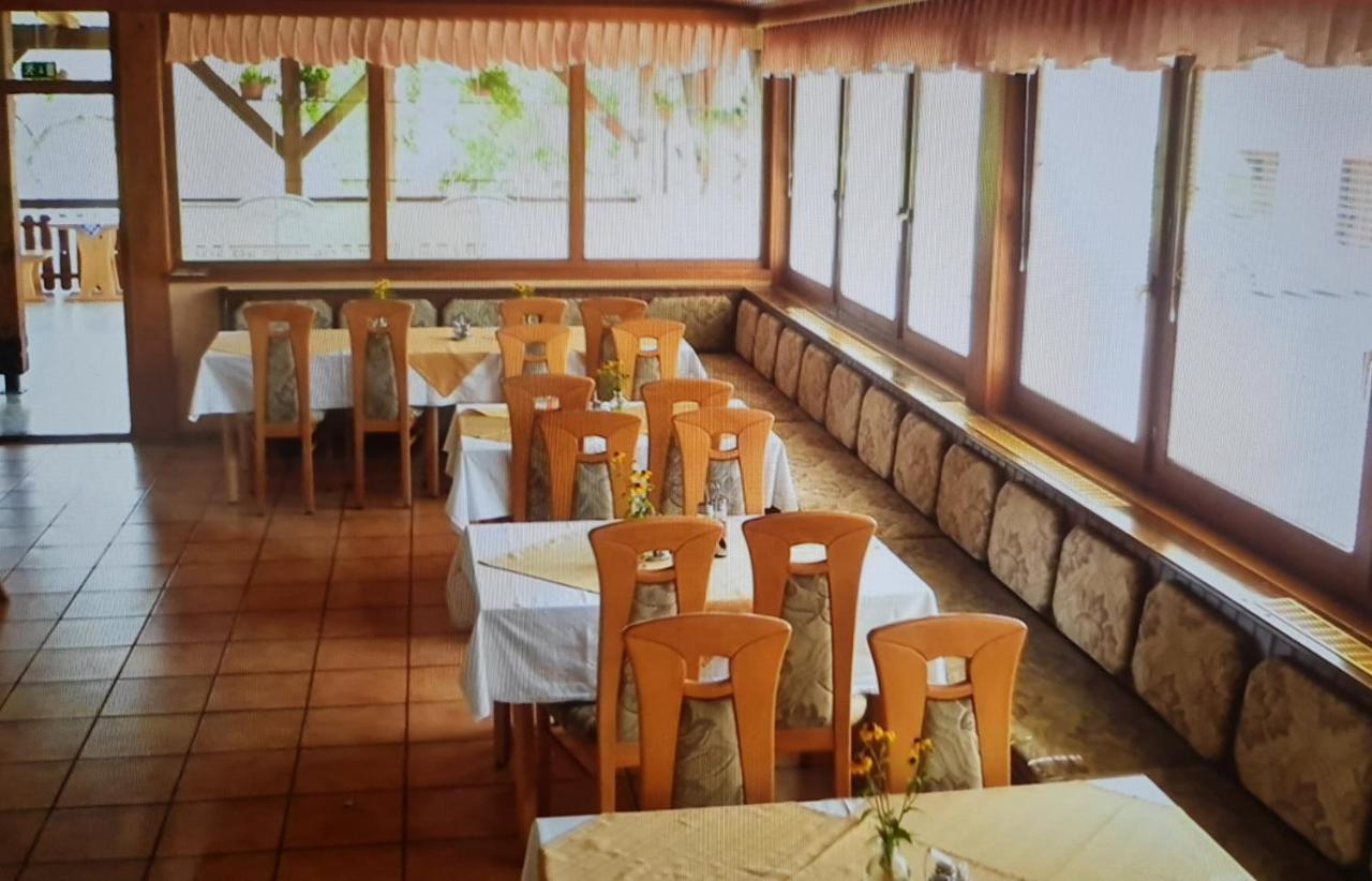Pension Knafel Zirovnica Exterior foto
